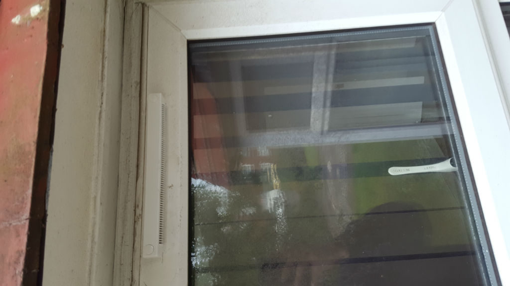 upvcdoorstrickleventsfitted2 D.R Locks