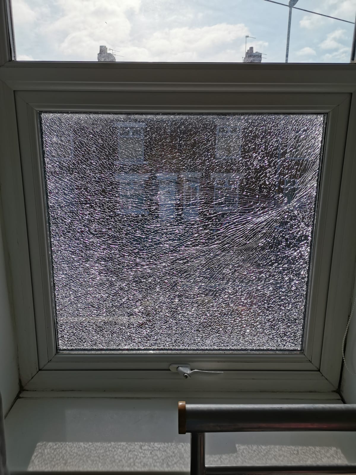 Broken window replacement north shields